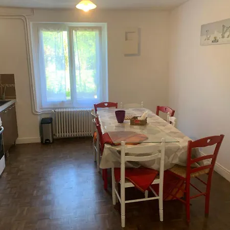 Superbe Piscine Le Celadore De Climatise, 7 Min A Pied Du Centre Apartment